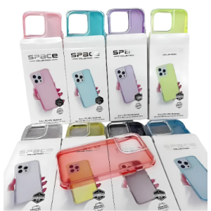 capa Space Collection compatível iPhone 15